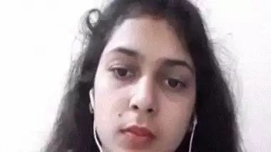 Indian cam girl Pirya Bhabhai naked tease