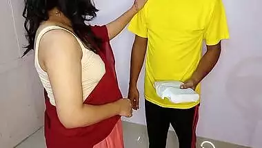Queen Rima Bhabhi Hardcore Sex With Young Servant When At Home