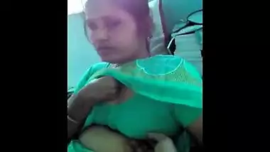 Mature boobs exposed pressed hard – Tamil aunty sex video