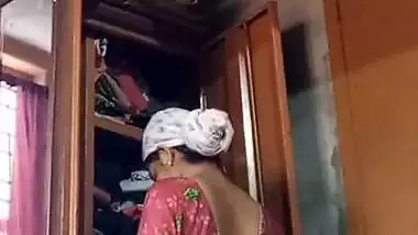 Cute Tamil sister dress change special ops by bro