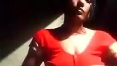 Today Exclusive- Horny Desi Bhabhi Showing Her Boobs And Pussy