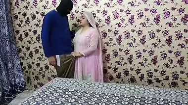 Indian Suhagraat Sex with Beautiful Hindi Bride