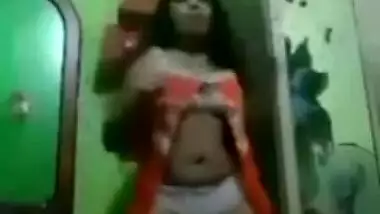 Sexy Srilankan chubby girl (updated)