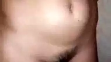 Tamil Teen pissing video has just arrived here for you