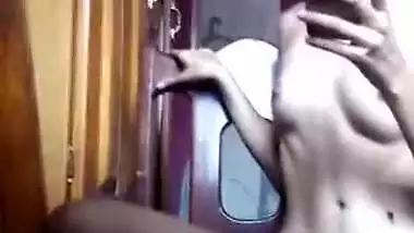 Desi selfie nude MMS video