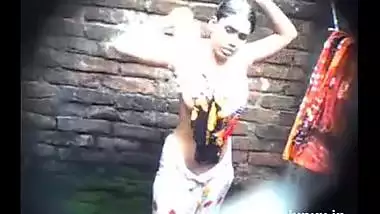 Cute village girl outdoor bath leaked
