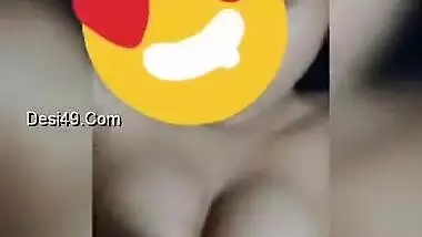 Sexy Indian MILF gives her XXX boobies to husband for tittyfucking