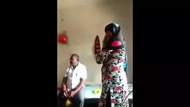 Desi village aunty Fucked by old Men