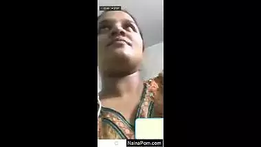 horny desi girl showing her boobs and pussy on video call 2