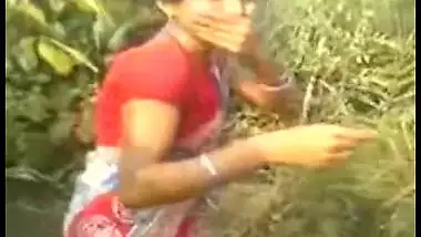 Public sex – village bhabhi outdoor sex