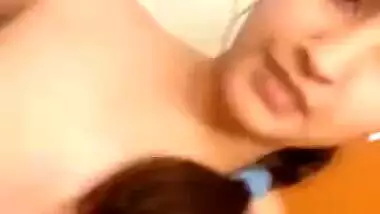 Beautiful Sexy Indian Girl Leaked Videos Part 1