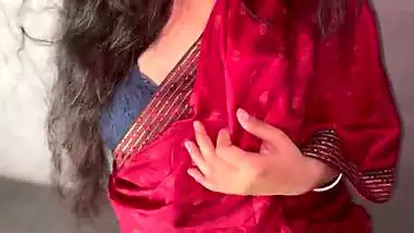 Hot Indian aunty fuck step son anal sex