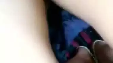 Indian bares her XXX slit for sex cameraman who touches the pussy lips