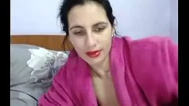 Punjabi bhabhi rubs vaginal lips and goes naked