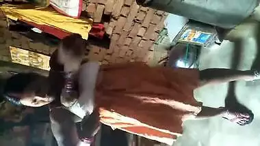 After work Desi woman shows XXX assets in sex clip filmed in garage