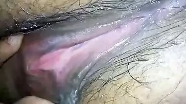 Sucking wet pussy of desi Indian wife