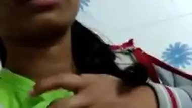 Indian flashes her XXX nipples and unshaved slit to online sex friend