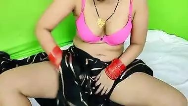 IndianxxxCouple Riya needs big cocks Dirty Hindi Audio Sex