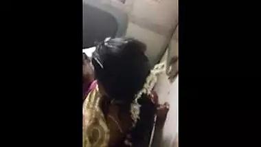 Tamil mms scandals of big boobs bhabhi doing outdoor sex in running train