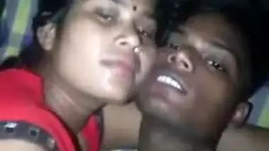Indian lovers cuddle in bed before boy gets access to teen's XXX nipple