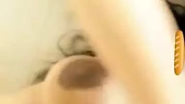 Desi very hot big boob bhbai selfie video