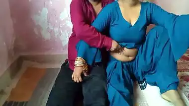 Indian Tamil Gf Ko Apna Land Chusaya Phir Uski...