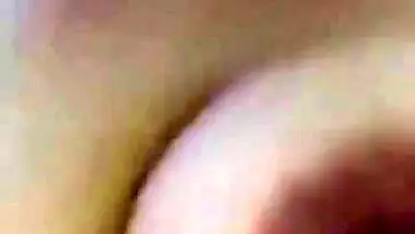 Desi Punjabi maal boobs fondling video