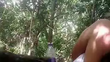 Poor Chennai couple fucks outdoors in the Tamil sex