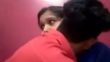 indian gf boobs sucked in cyber cafe