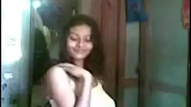 Bangla desi Poor Girl Brishti giving u her pussy for Eat it
