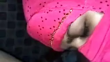 Hijabi Bengali Bhabi Sucking Dick
