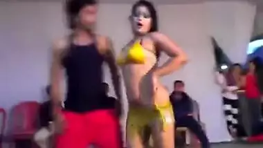 Sex videos of Indian escort girl in private mujra leaked mms