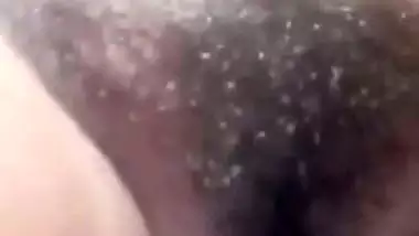 Mallu aunty showing hairy pussy to Facebook friend