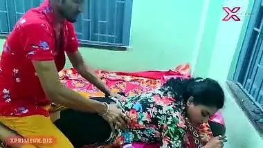 Desi Bhabi ki chudaai Indian hot sex