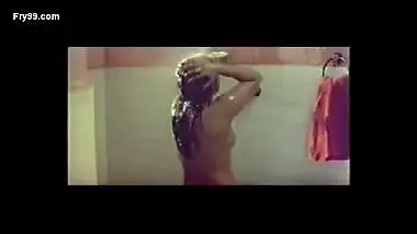 Kumtaz In Shower – Movies