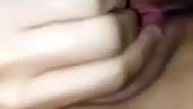 Indian Girl With Pink Nipples Masturbating
