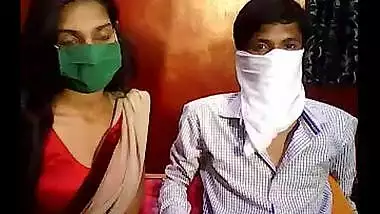 Punjabi masked girlfriend cam sex with boyfriend