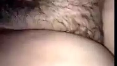 Desi aunty with XXX bush enjoys hardcore pounding in hot MMS video