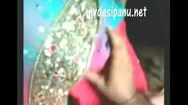 Sexy Indian teen girl porn vid during phone talk