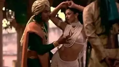 Sarita Chaudhary Naked In Kamasutra - Scene - 3 beautyoflegs.blogspot.com