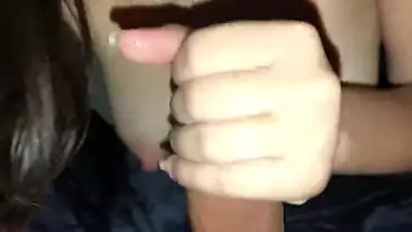 Awesome handjob from babe. makes me cum