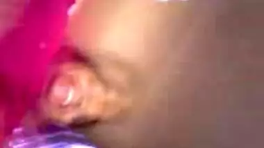Aunty showing her Pussy in Car