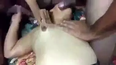 Nasty men gangbang a busty lady in the Aunty sex video