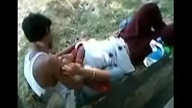 Tamil sex video of desi girl getting big boobs fondled outdoors