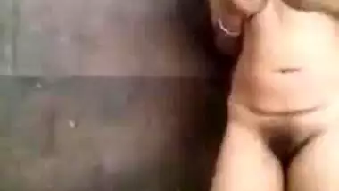Tamil housewife nude show