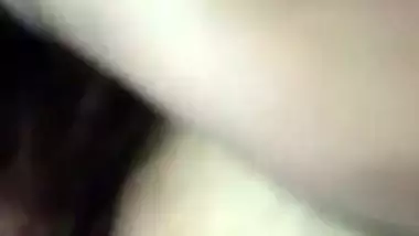 Guy licks GF’s asshole in Indian sex MMS