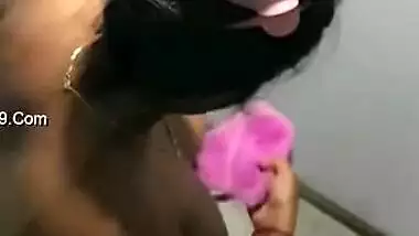 Libidinous Desi wife shows how she puts her pink bra on XXX titties