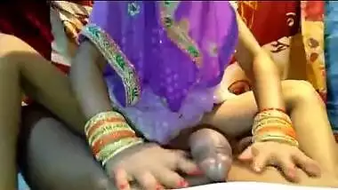 Indian bhabhi fucked in saree