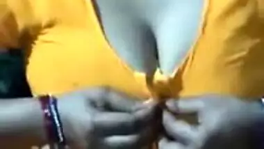 Horny Indian Bhabi Showing her Boobs and pussy