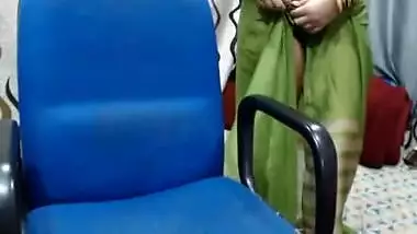 Sexy Bhabhi livecam pussy fingering show